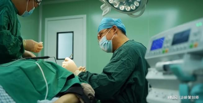 不踩坑？更擅长修复专业手法术后看着自然瓦