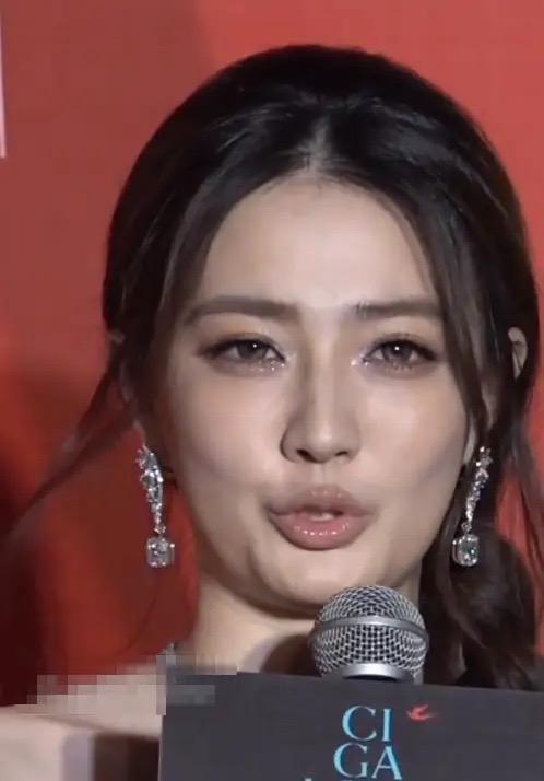 “玩性感”徐璐“穿蚊帐”颖儿脸肿嘴歪瓦力游戏app江苏珠宝晚宴：刘嘉玲(图12)